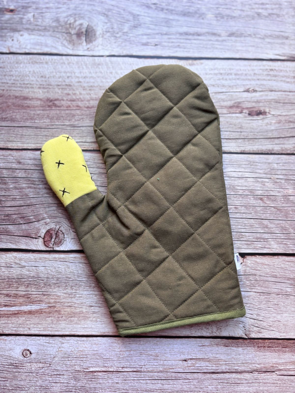 Guanto pala fico frutto giallo